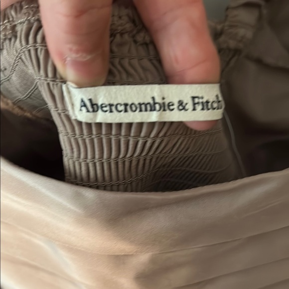 Abercrombie & Fitch Brown Peplum Blouse with Puff Sleeves - Picture 3 of 5